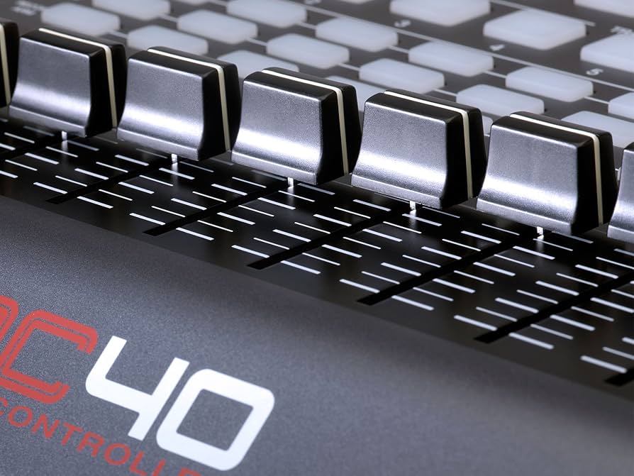Amazon.com: Akai Pro APC40 Ableton Controller : Musical